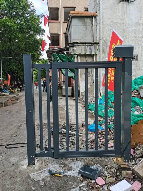 嘉峪关电动伸缩门,智能道闸,工厂不锈钢大门高